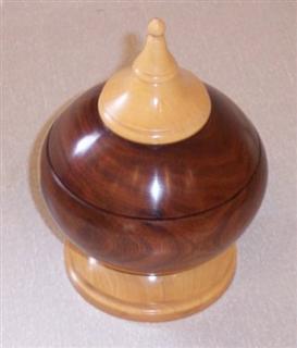 Lidded vase by Peter Fuller